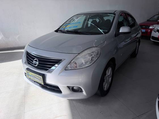 NISSAN VERSA 1.6 16V FLEX SL 4P MANUAL NISSAN VERSA 1.6 16V FLEX SL 4P MANUAL